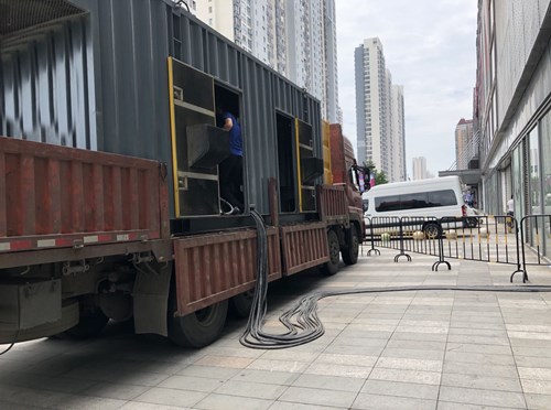 德钦柴油发电机空气滤清器在不同季节的更换周期是否有差异？