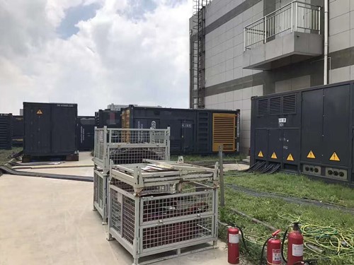 德钦除了定期检查，还有哪些方法可以及时发现接触式转速表探头的磨损？